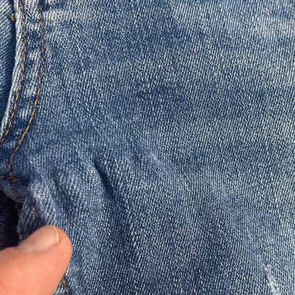 We The Free Busted Knee Distressed Cropped Frayed Ankle Jeans Sz 28 - Picture 11 of 11